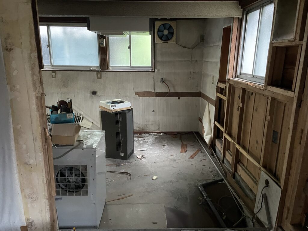改装前の部屋
